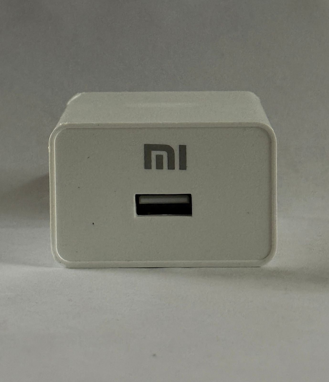 Mi 55w Power Adapter With Detachable Usb Data Cable